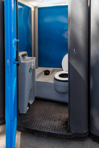 Best Portable restroom solutions  in Fremont, NE